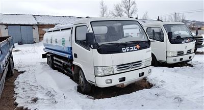 洒水车